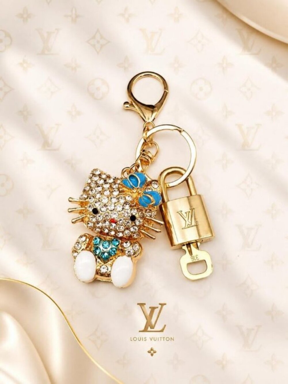 Louis Vuitton Gold Lock & Key 🔑 Authentic LV Unbranded Hello Kitty Keychain